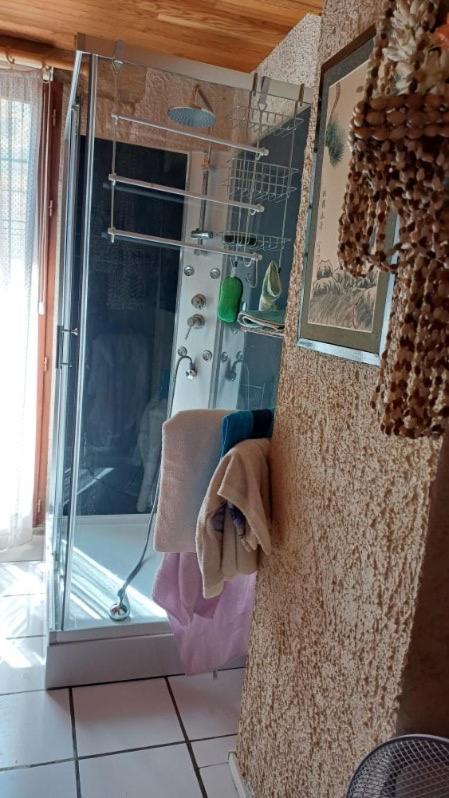 Appartement Chaleureux Dans Une Maison En Pierre Mireval Exterior photo
